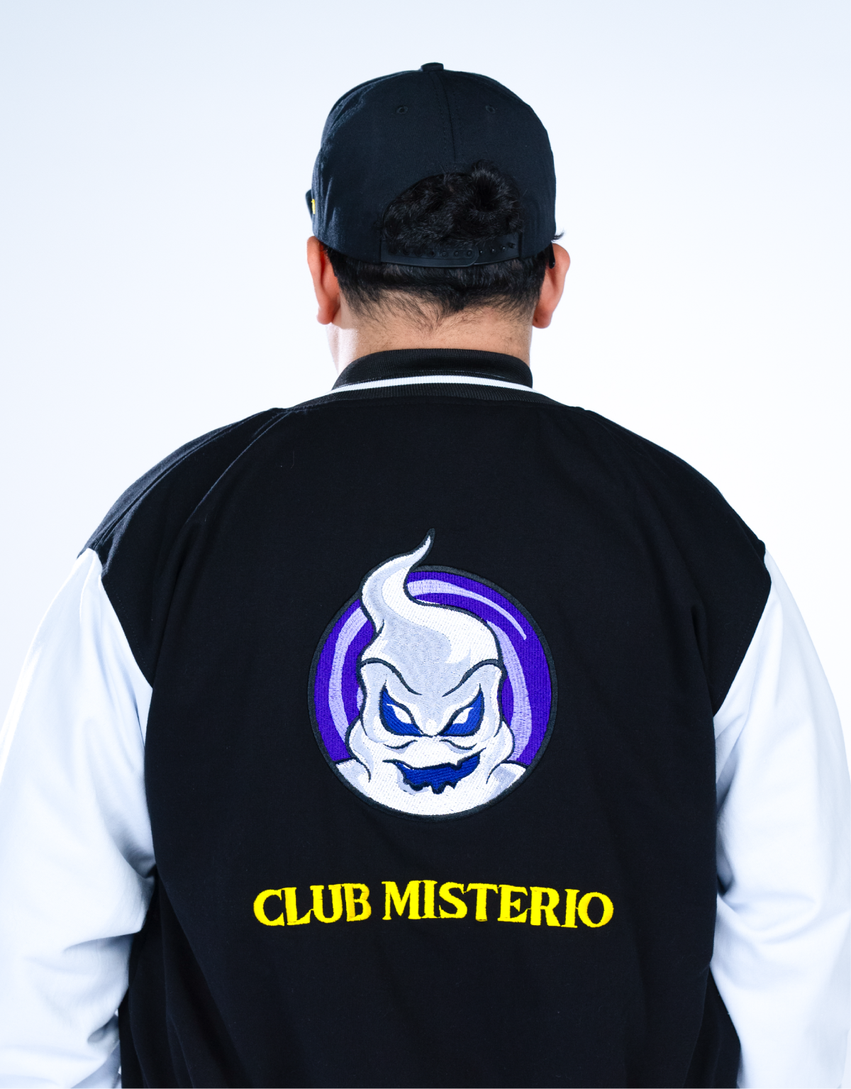 Chamarra Club Misterio Negra