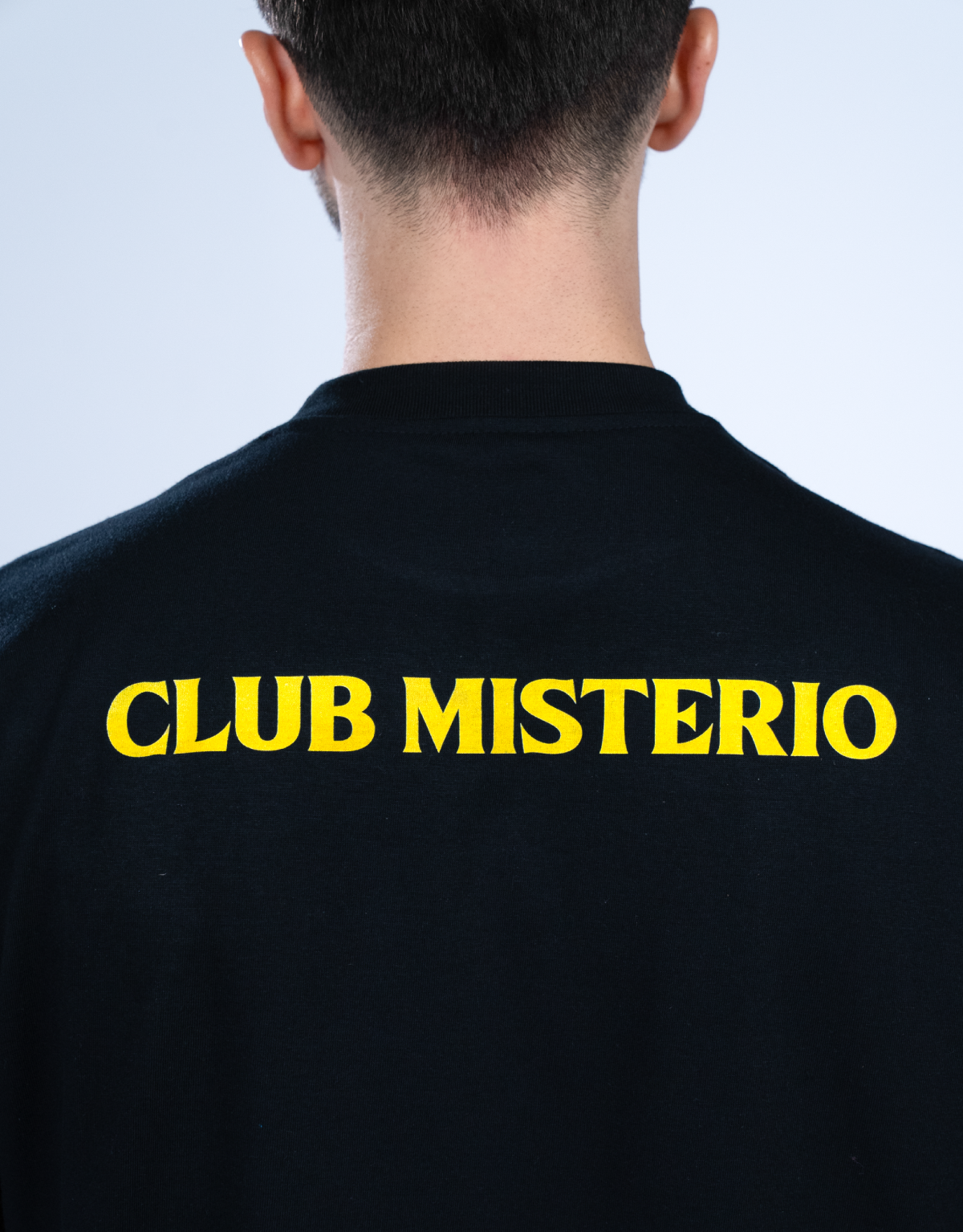 Playera Club Misterio Negra