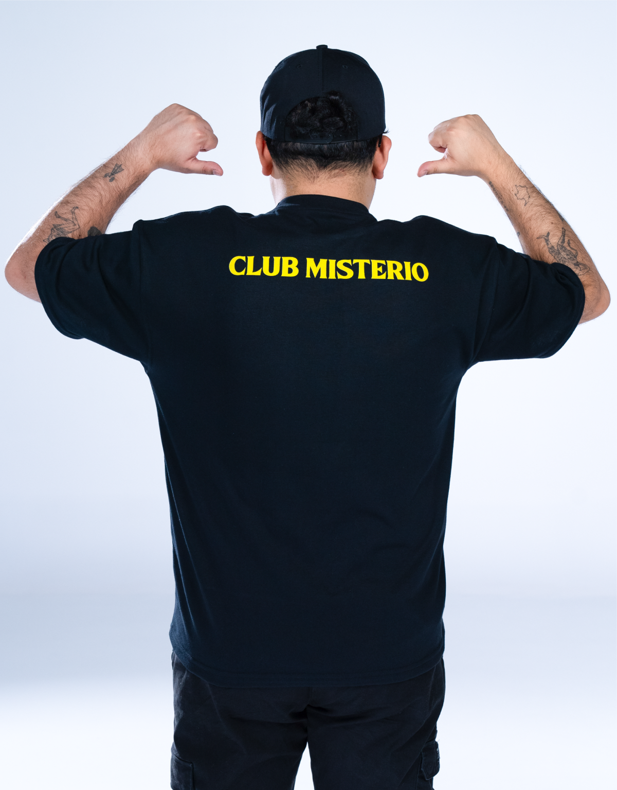 Playera Club Misterio Negra